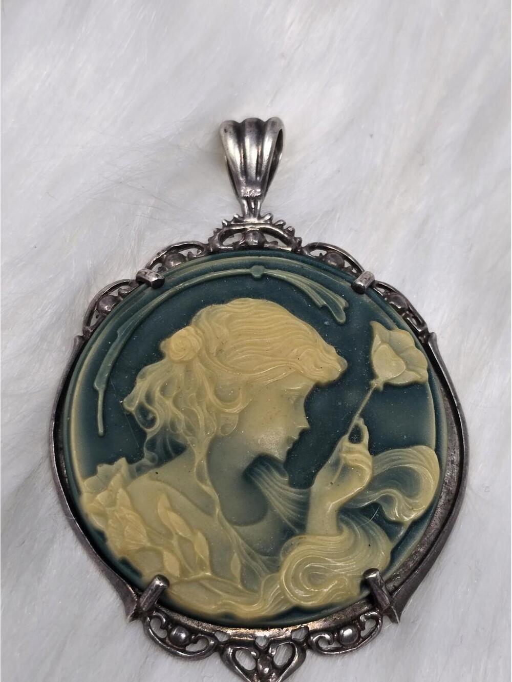 Vtg 925 Sterling Art Nouveau Blue Molded Cameo Pendant